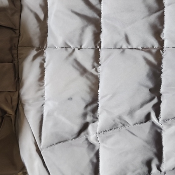 Cole Haan Women's Taffeta Down Coat with Bib Front and Dramatic Hood Size XS - Picture 13 of 16